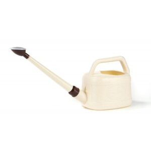 Vandkande i hvid plast.